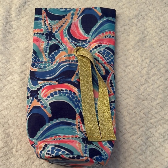 Lilly Pulitzer Ocean Jewel Pattern Set of 2 Wine Totes New with Tags - Picture 7 of 8